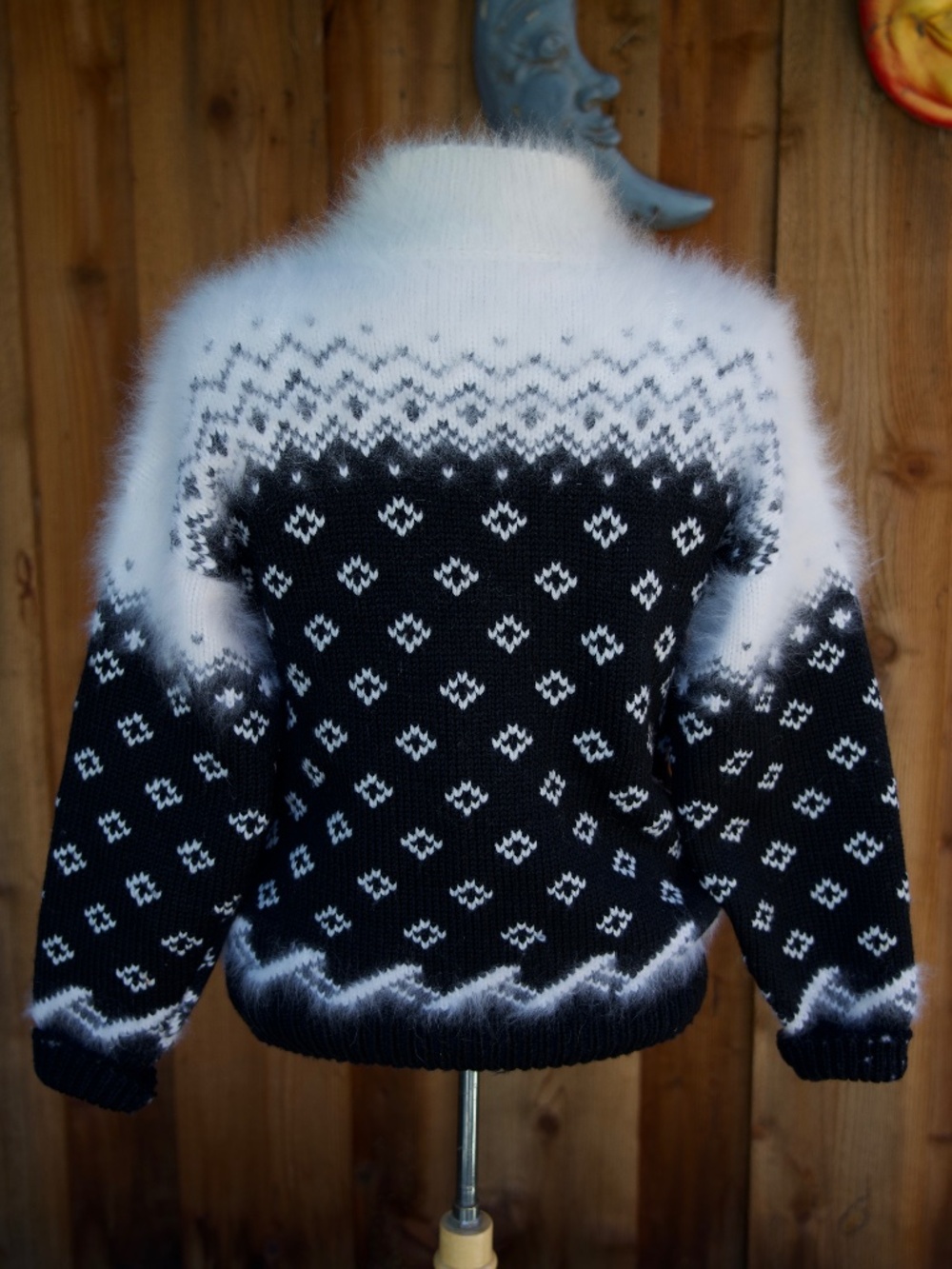 Vintage Wool/Angora Blend Hand Knit Fair Isle Black/White Ski Sweater Woman's S - Picture 11 of 17